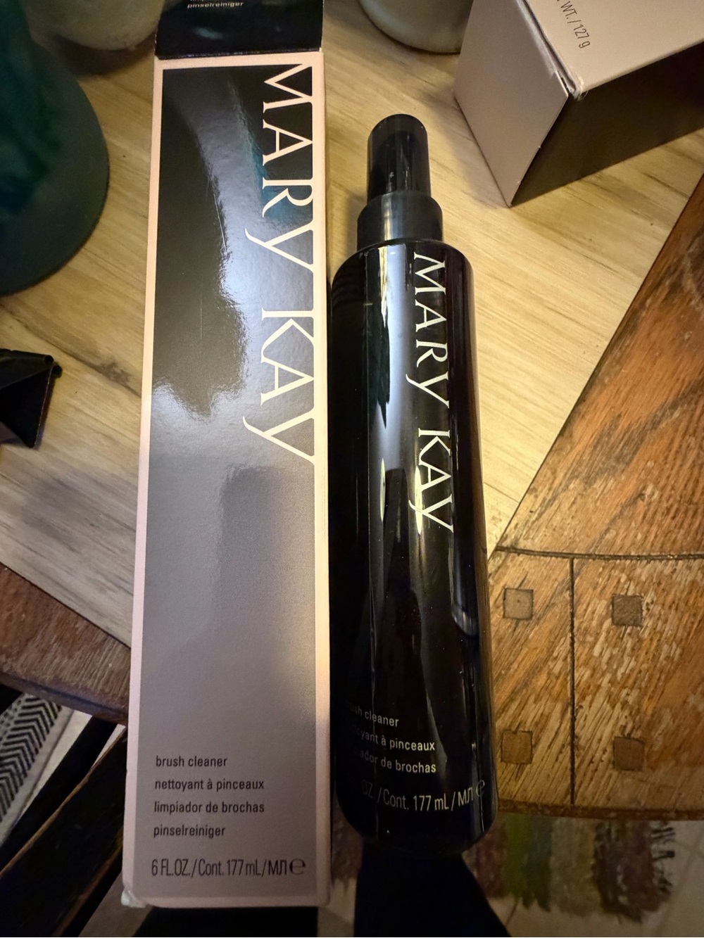 Mary Kay Black Brush Cleaner Spray - Glossy Black Bottle